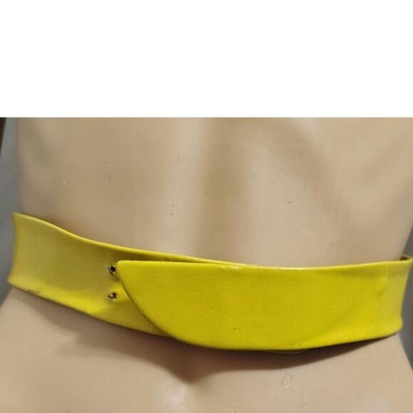 1950s Wide Yellow Leather Waist Cinching Belt Size Small Vintage Miss Pat main image 9